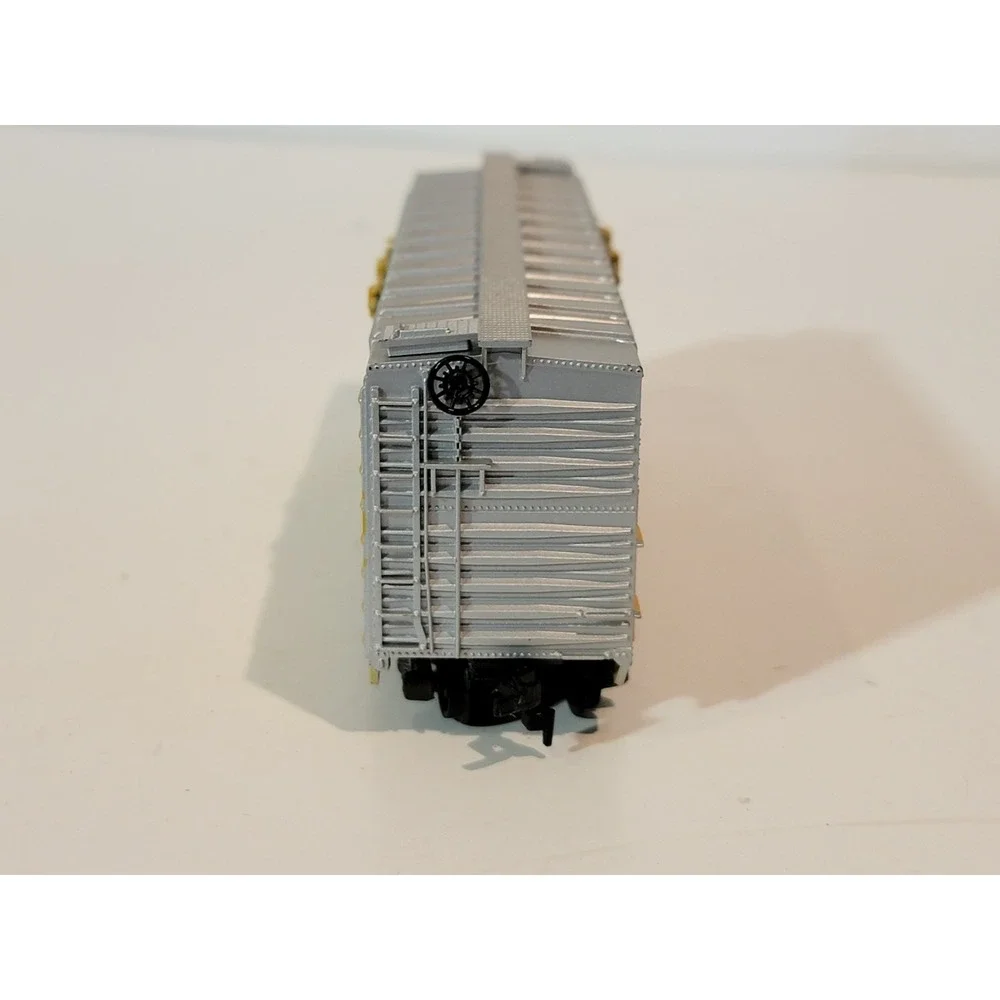 Vintage Ho Scale Union Pacific Stock Car Freight Car Model Train Car #47630D‎